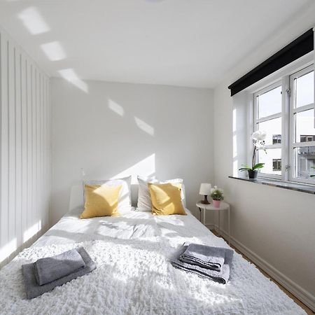 Aday - Apartment Suite 3 Aalborg Center ภายนอก รูปภาพ